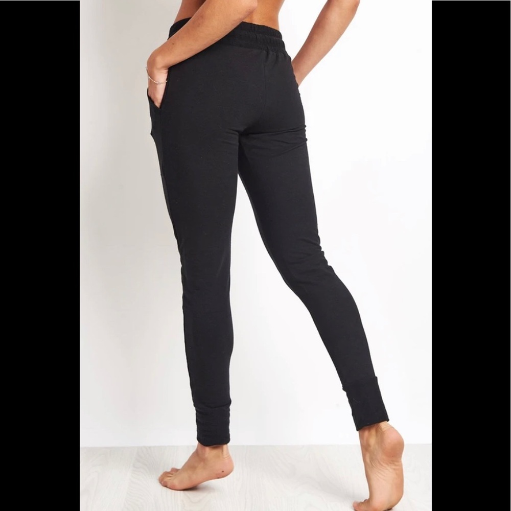 NWT Free People Movement Skinny Jogger Sweatpants Black - Picture 4 of 7